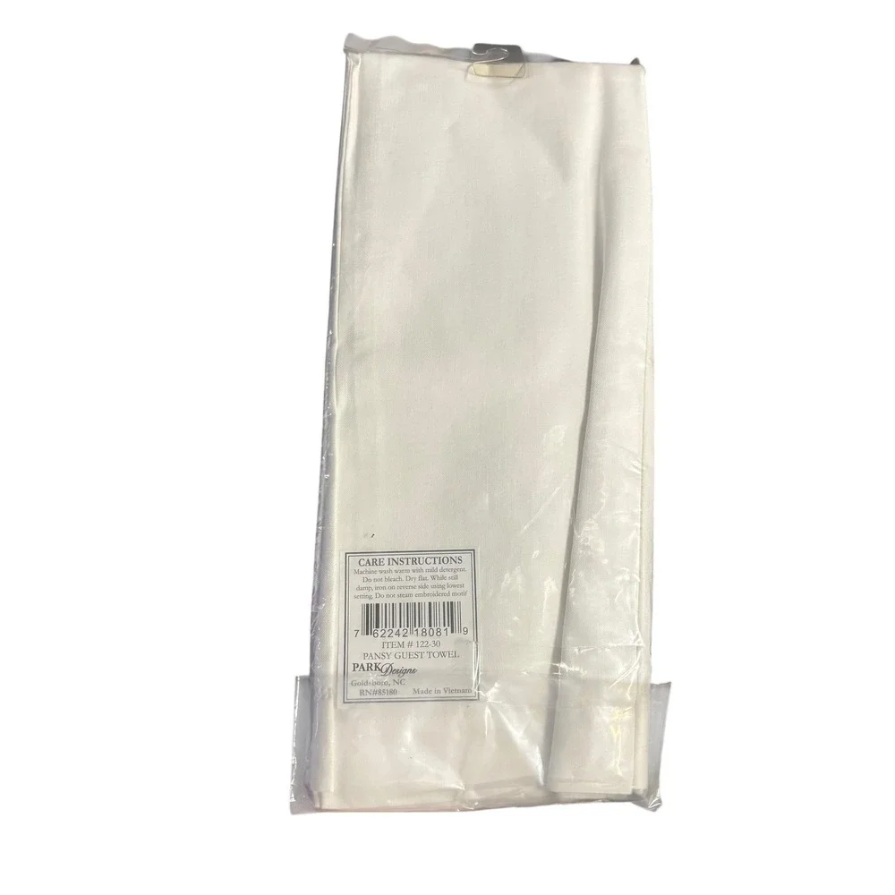 Park Designs Pansy Guest‎ Towel Hand Embroider White Hemstitch Floral 122-30 NEW